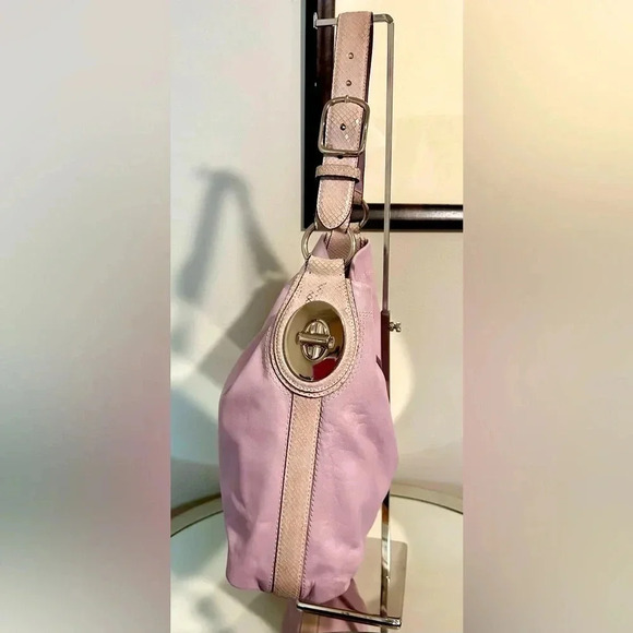 Gently Used COACH F16535 Penelope Lavender Shoulder Bag With Snake Print Trim - Picture 4 of 8